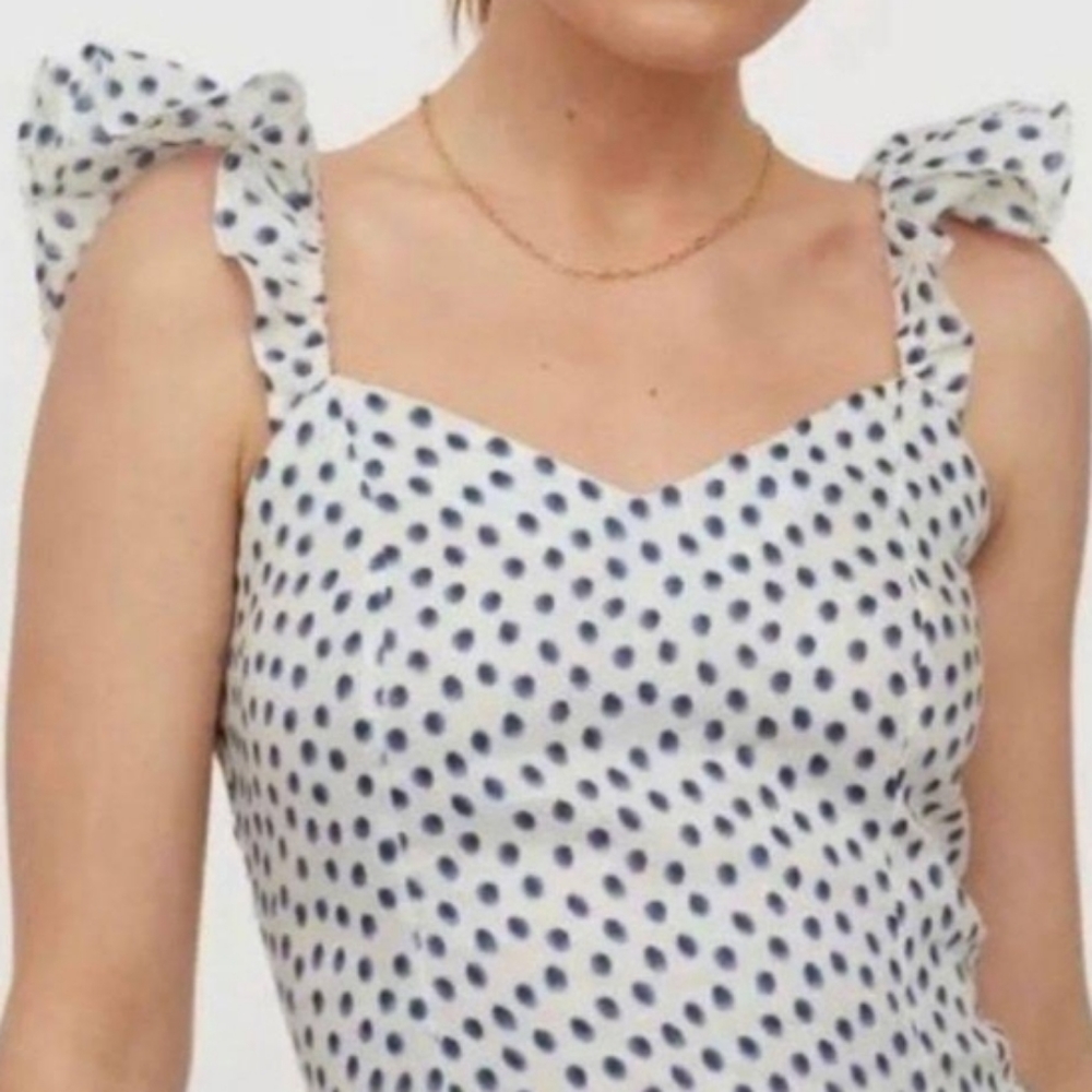 H&M: Linen Ruffle Sleeve Tank Top w/Blue Polka Dots